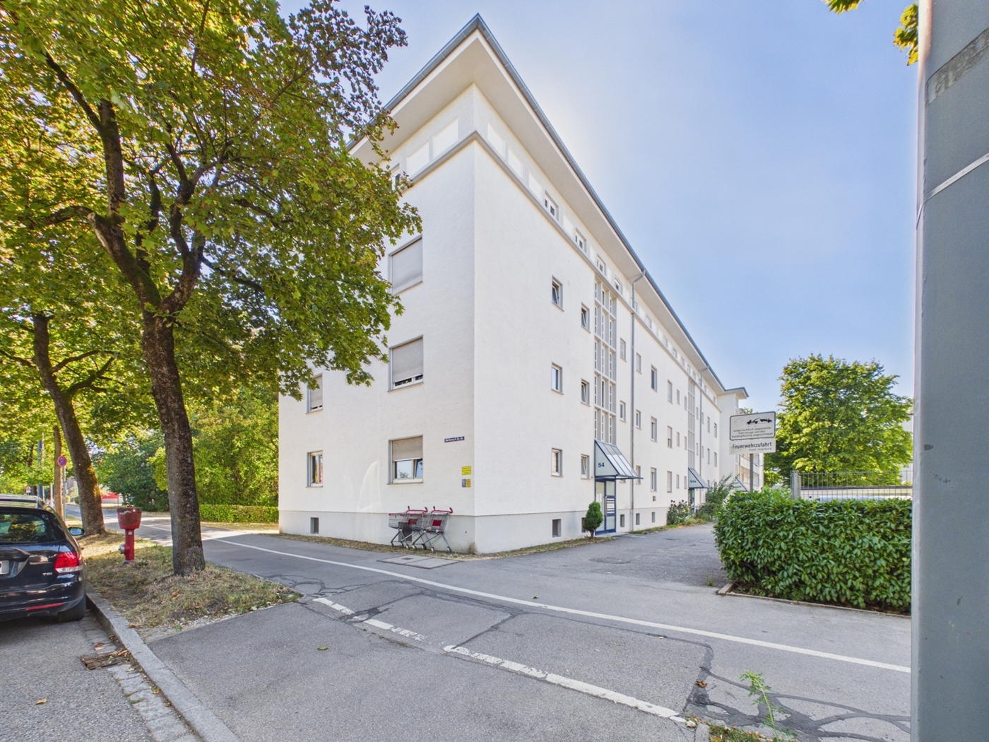 Gebäudeansicht Straßenseite
