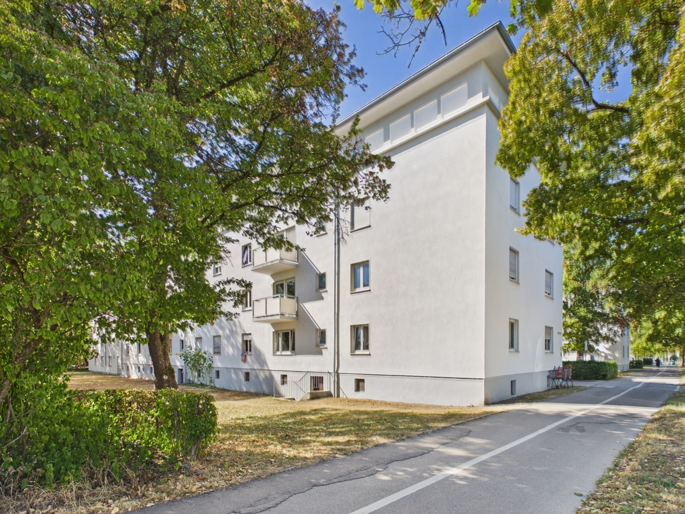 Gebäudeansicht Straßenseite