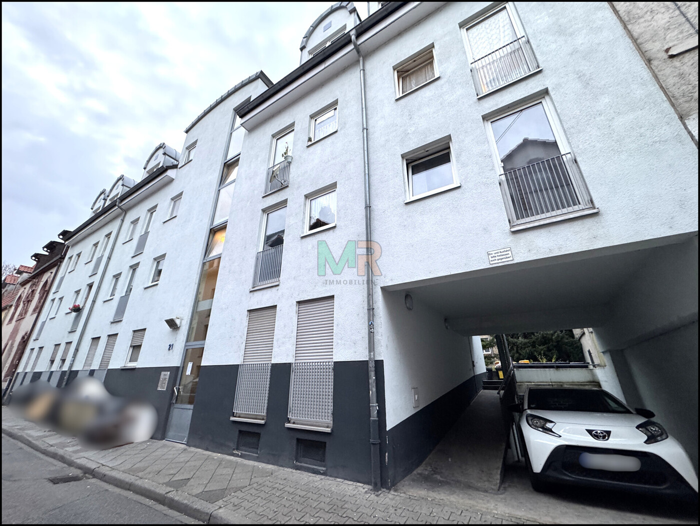 Vorderansicht Haus, 2