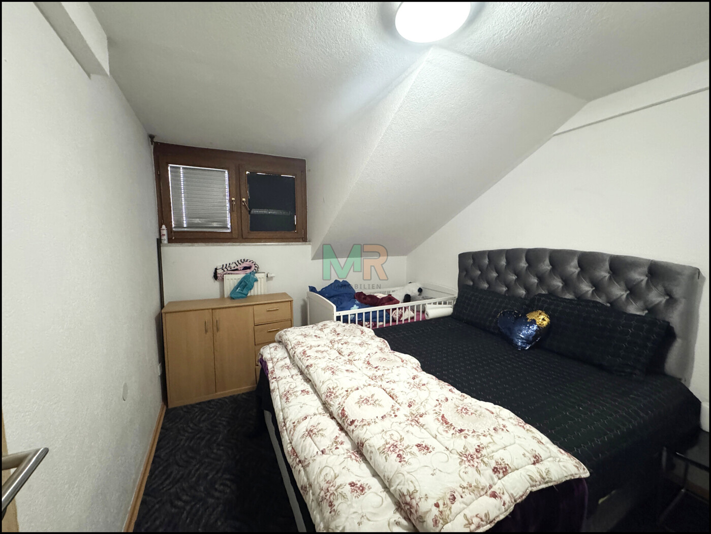 DG, Schlafzimmer