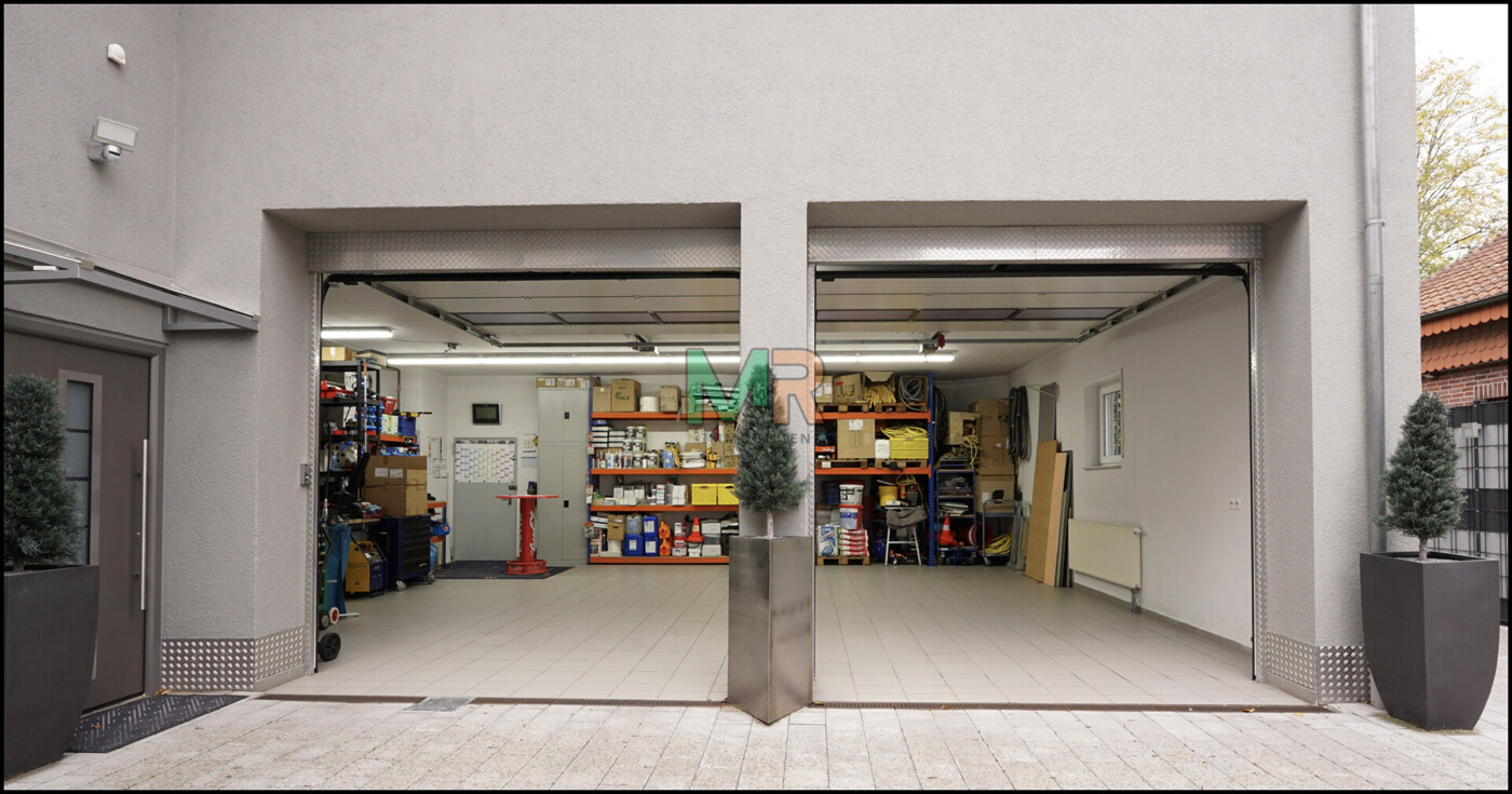 Garage Lager, Vorderansicht