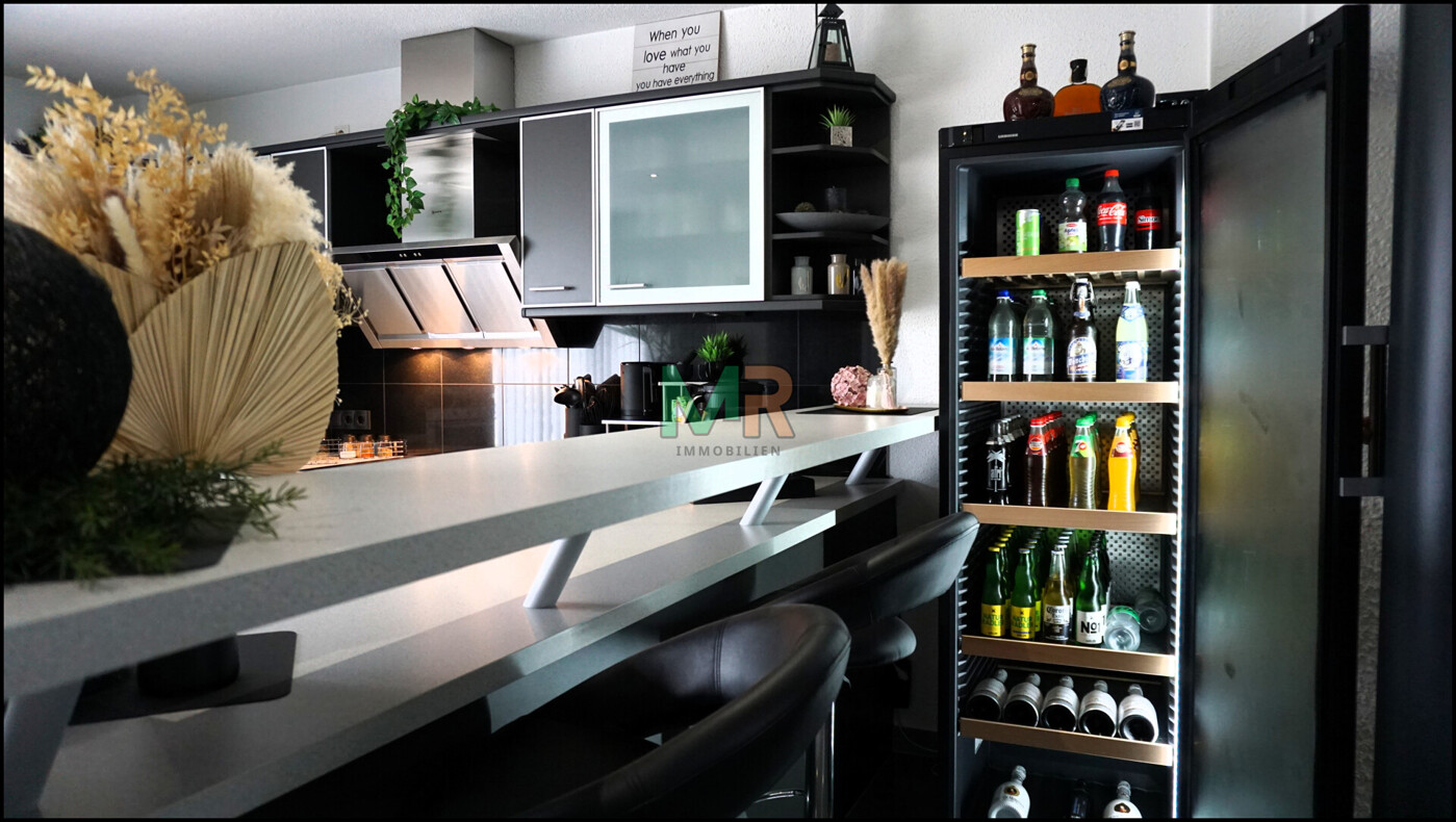 Haupt-WE, Küche-Bar