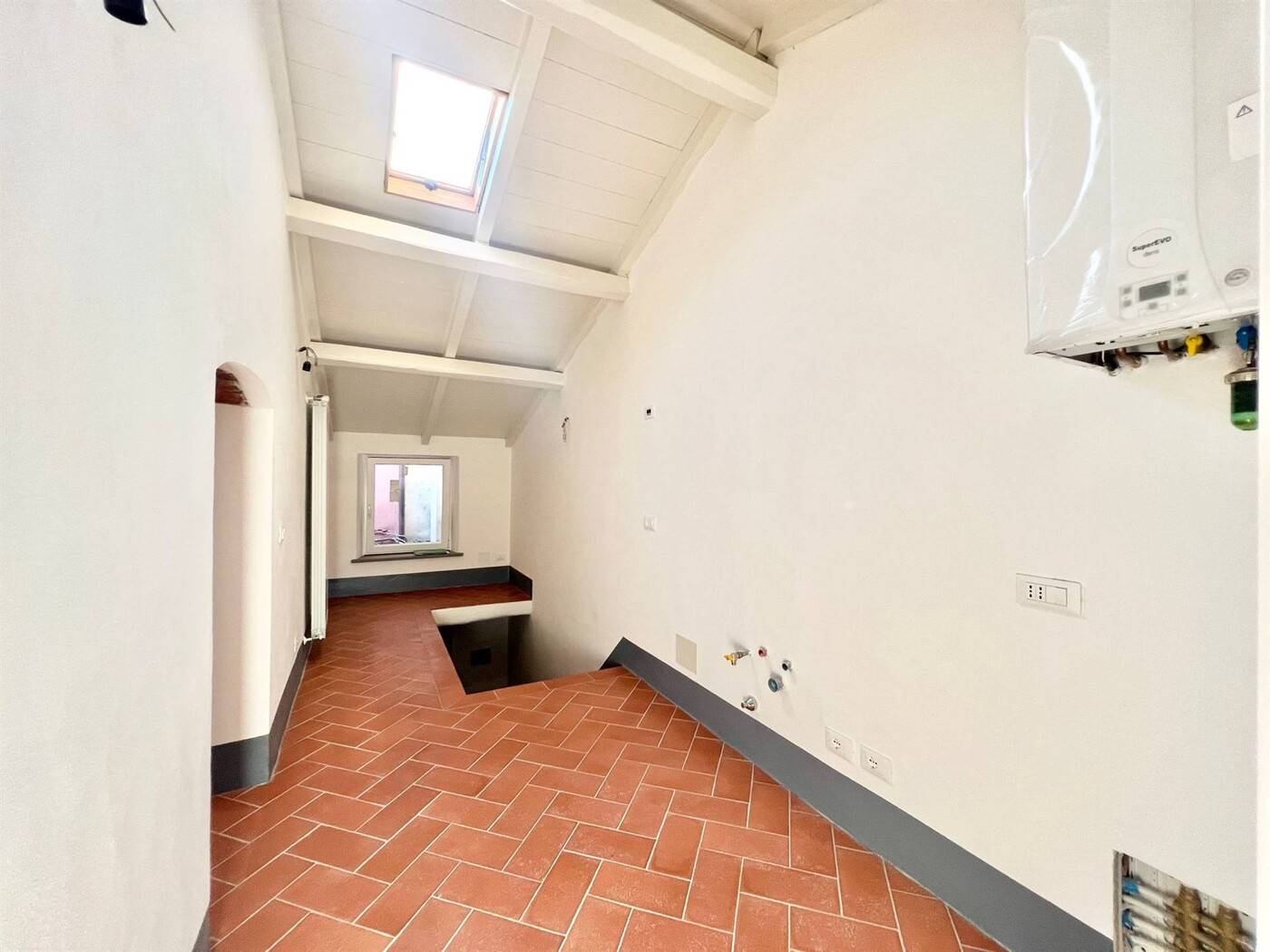 entrata con angolo cucina