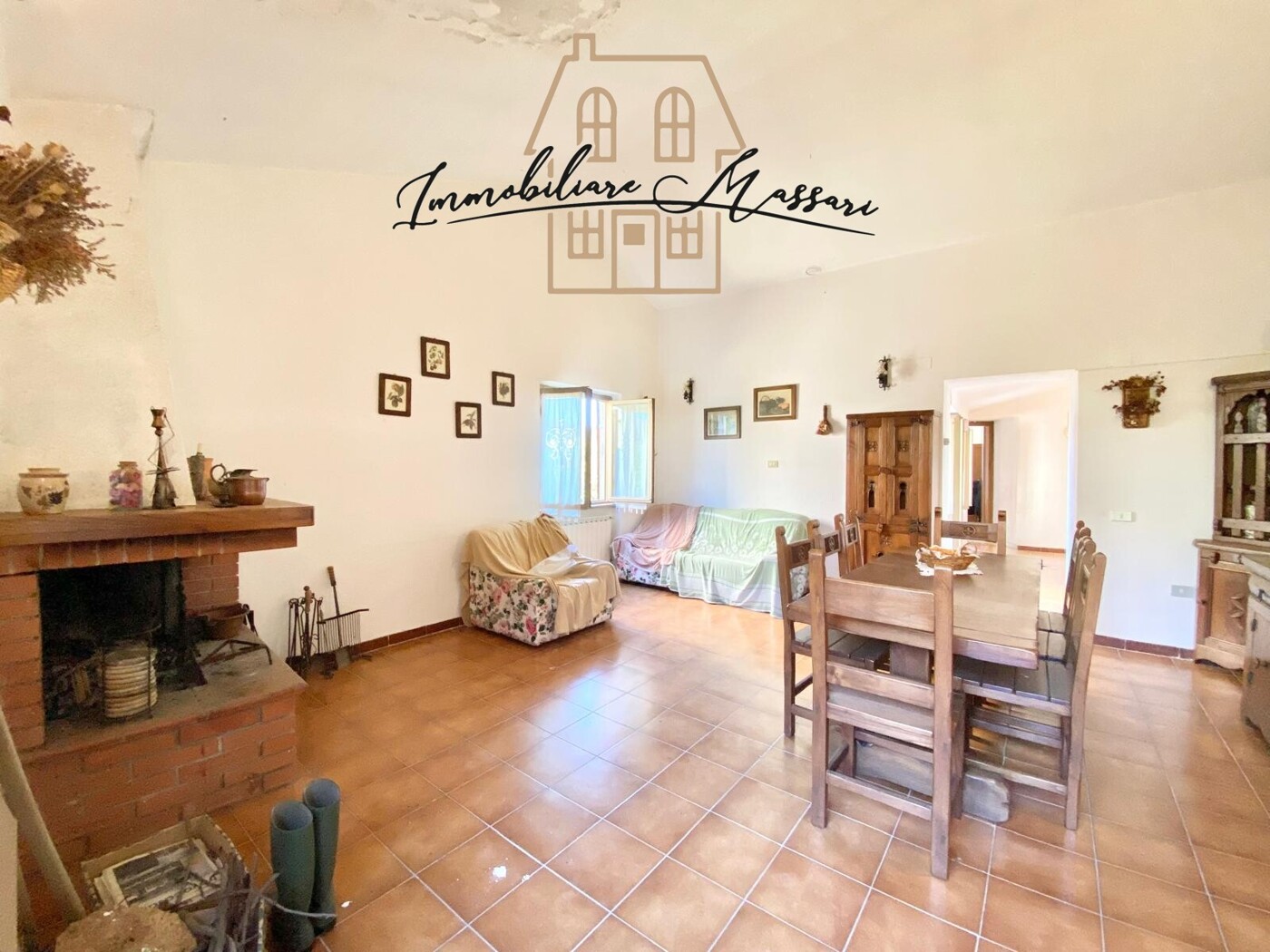 SOGGIORNO PIANO PRIMO