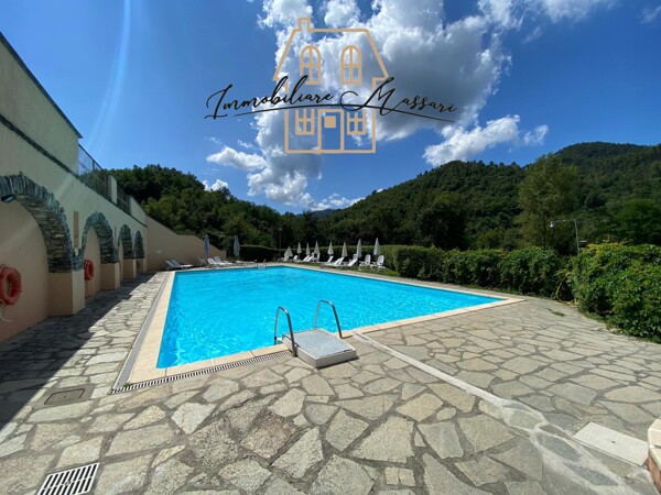 PISCINA CONDOMINIALE