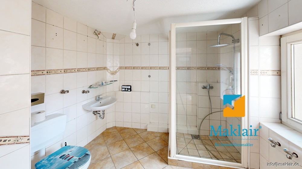 Badezimmer EG