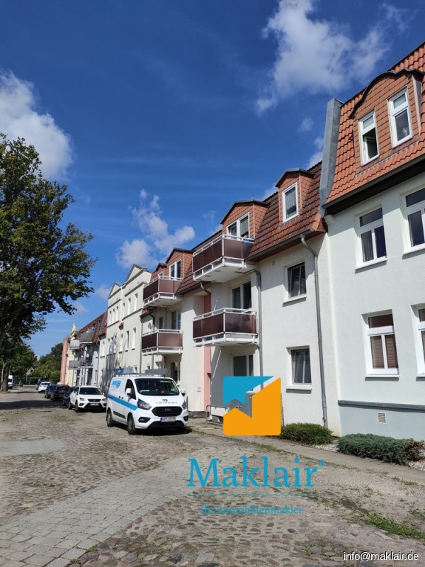 Straßenansicht