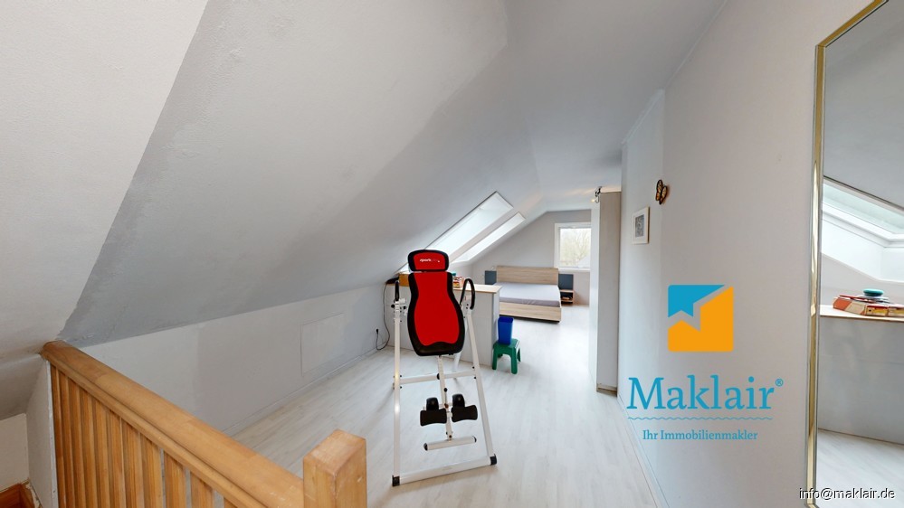 großes Zimmer OG (1)