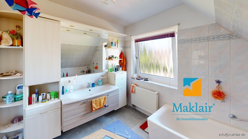 Badezimmer 1.OG
