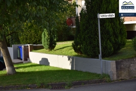 Fläche vor dem Grundstück