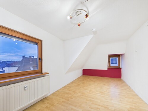 CAM03037G0-PR0038-STILL001