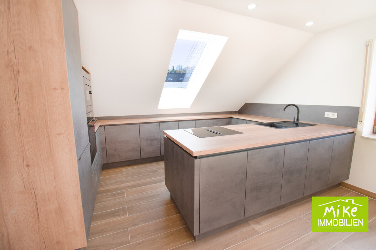 Neue Einbauküche inkl. Elektrogeräte