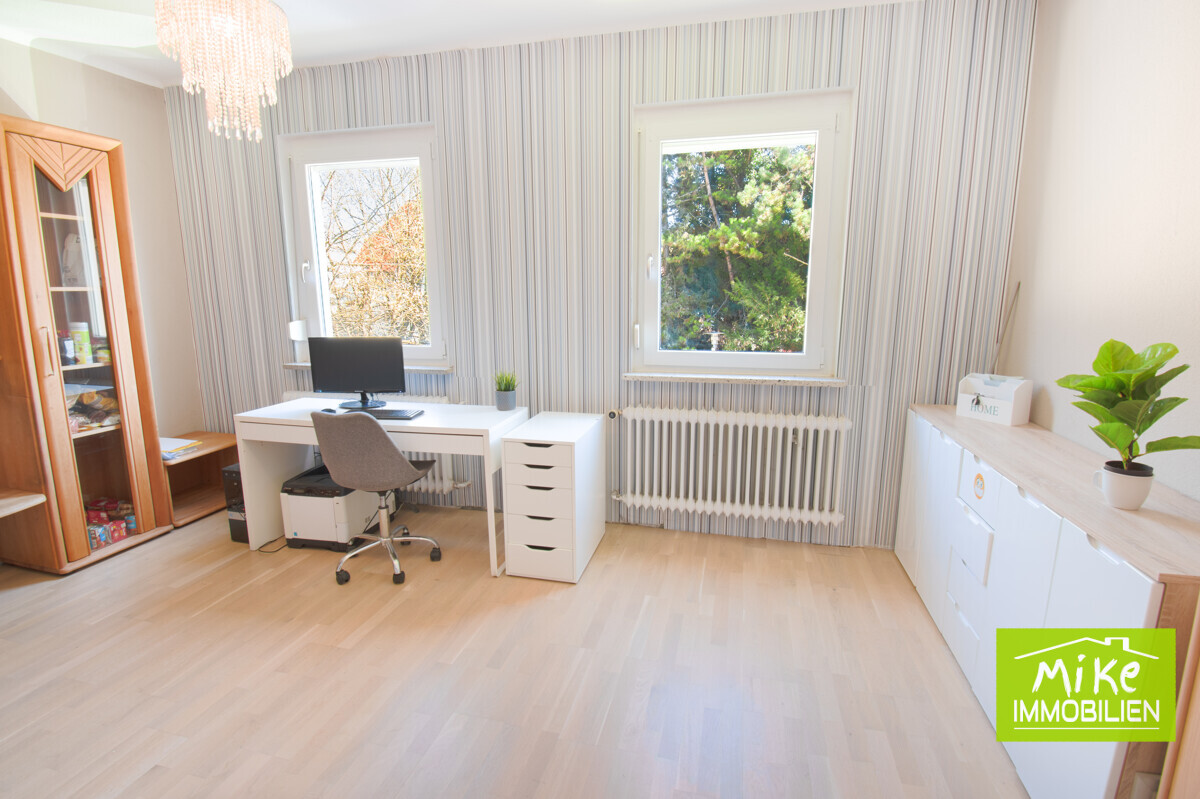 EG - Zimmer - Büro - Gästezimmer