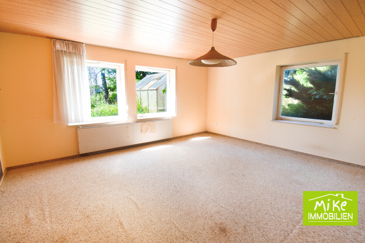 Großes Zimmer im UG