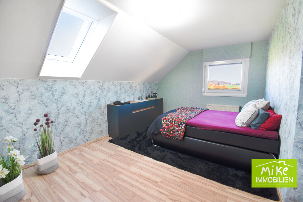Schlafzimmer 1 im OG