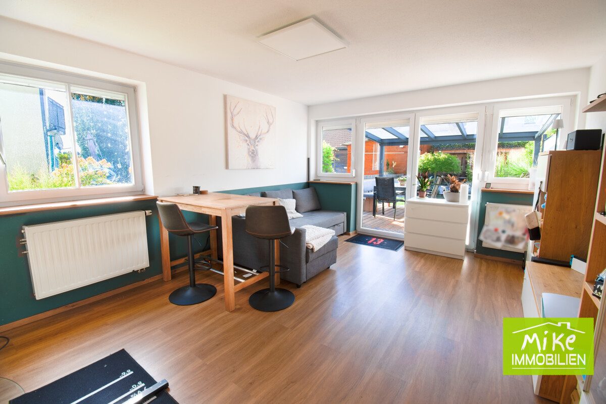 Wohnbereich mit Terrassenzugang