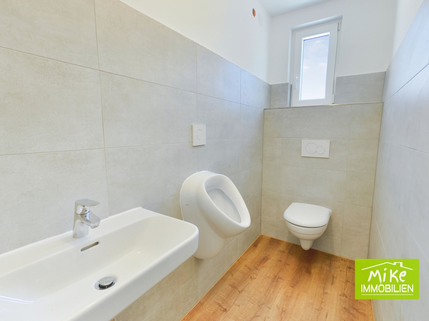 WC 1 von 2