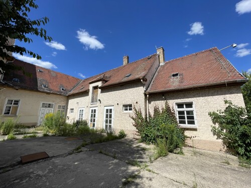 östlicher Seitenflügel