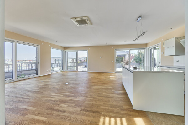 Penthouse der Extraklasse mit großzügiger Dachterrasse