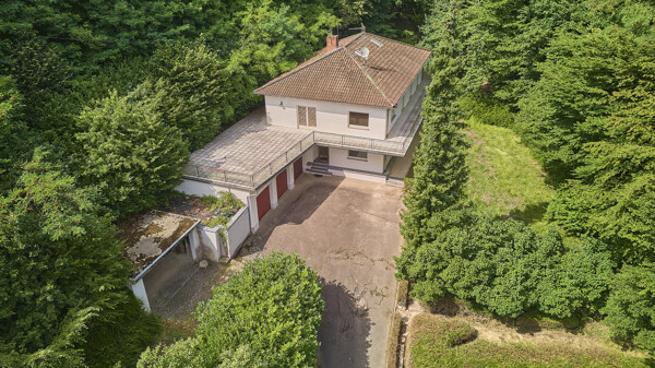 Wohnen im Grünen - Einfamilienhaus mit Einliegerwohnung