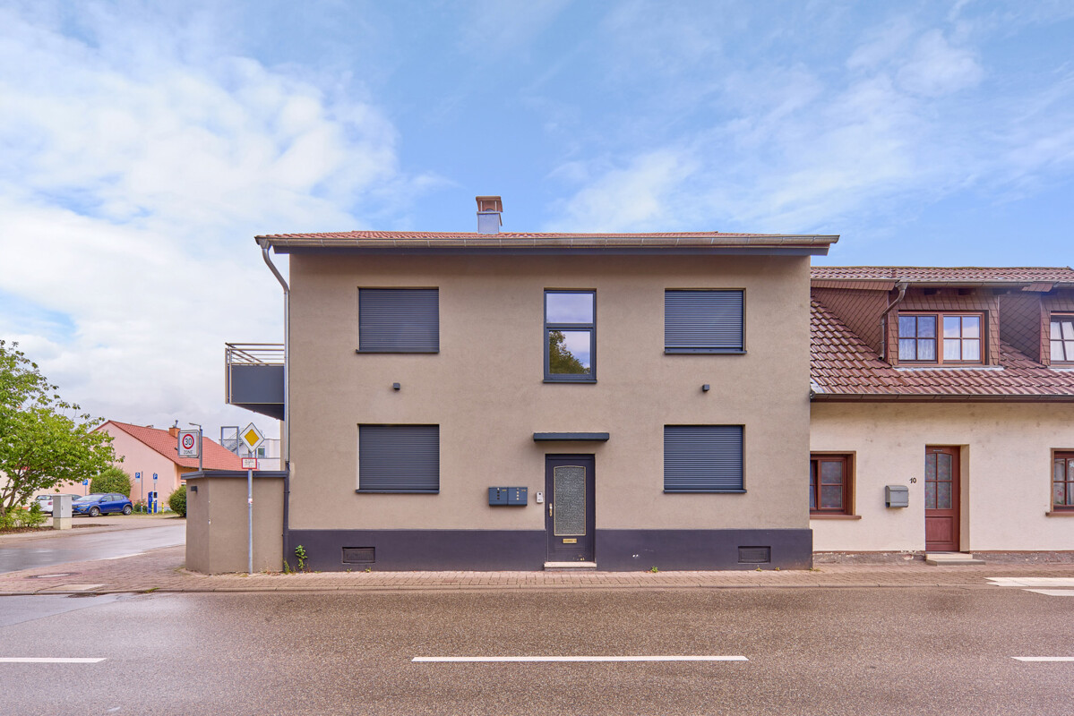 Modernisiertes Mehrfamilienhaus mit Teilungserklärung in Reilingen – Bild 3