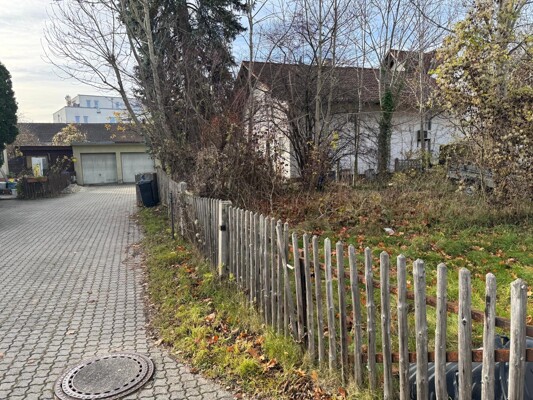 Baugrundstück mit vorhandenen Planungsunterlagen in München-Olching