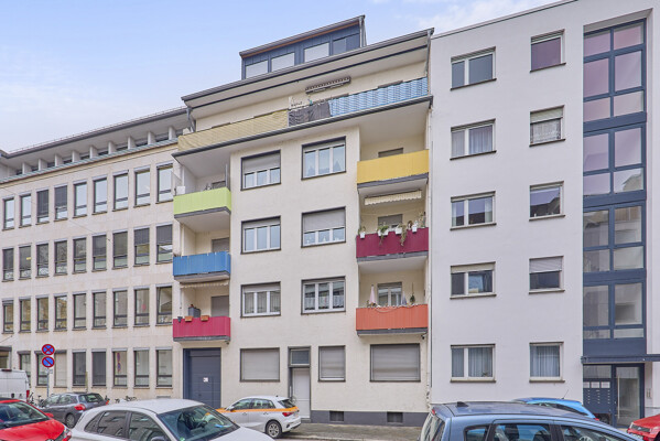 Mehrfamilienhaus in den Quadraten