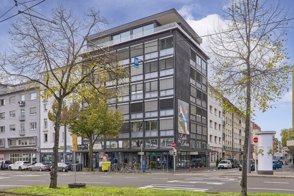 Wohn- und Geschäftshaus in zentraler Lage