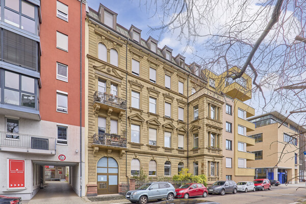 Denkmalgeschütztes Mehrfamilienhaus im Gründerzeitstil