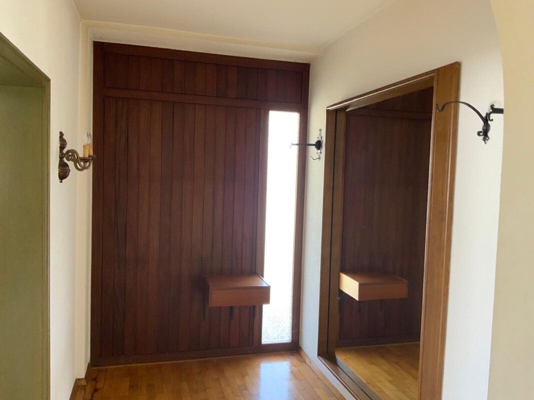 Freistehendes Einfamilienhaus mit Wohlfühlcharakter und viel Potenzial – Bild 2