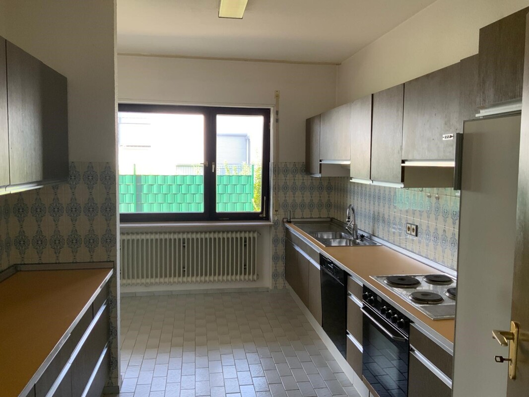 Freistehendes Einfamilienhaus mit Wohlfühlcharakter und viel Potenzial – Bild 5
