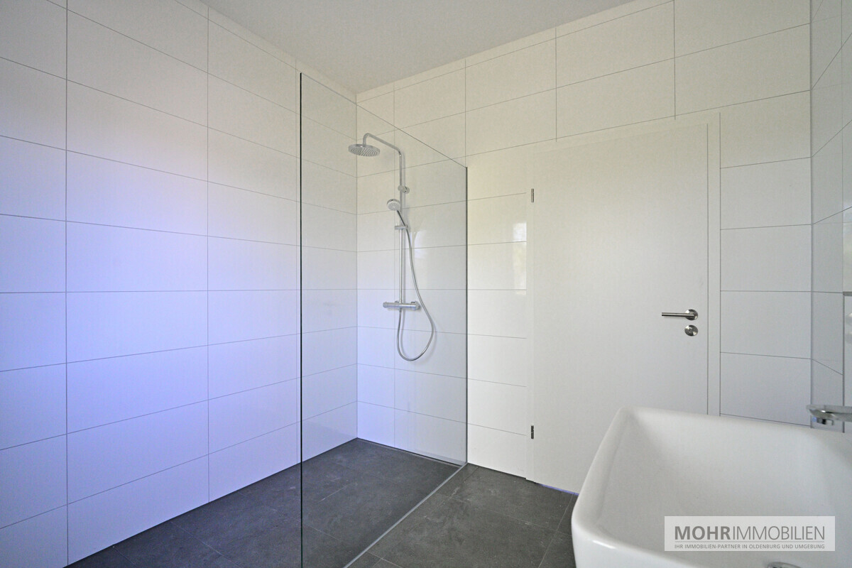 Neubau-Highlight: 3-Zimmerwohnung mit sonniger Dachterrasse inkl. Küche zum Erstbezug - Photo 5