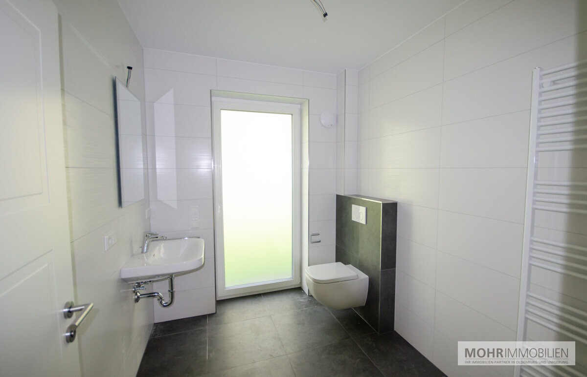 Großzügige, neuwertige, moderne und helle Wohnung in Westerstede zur Miete! - Foto 3