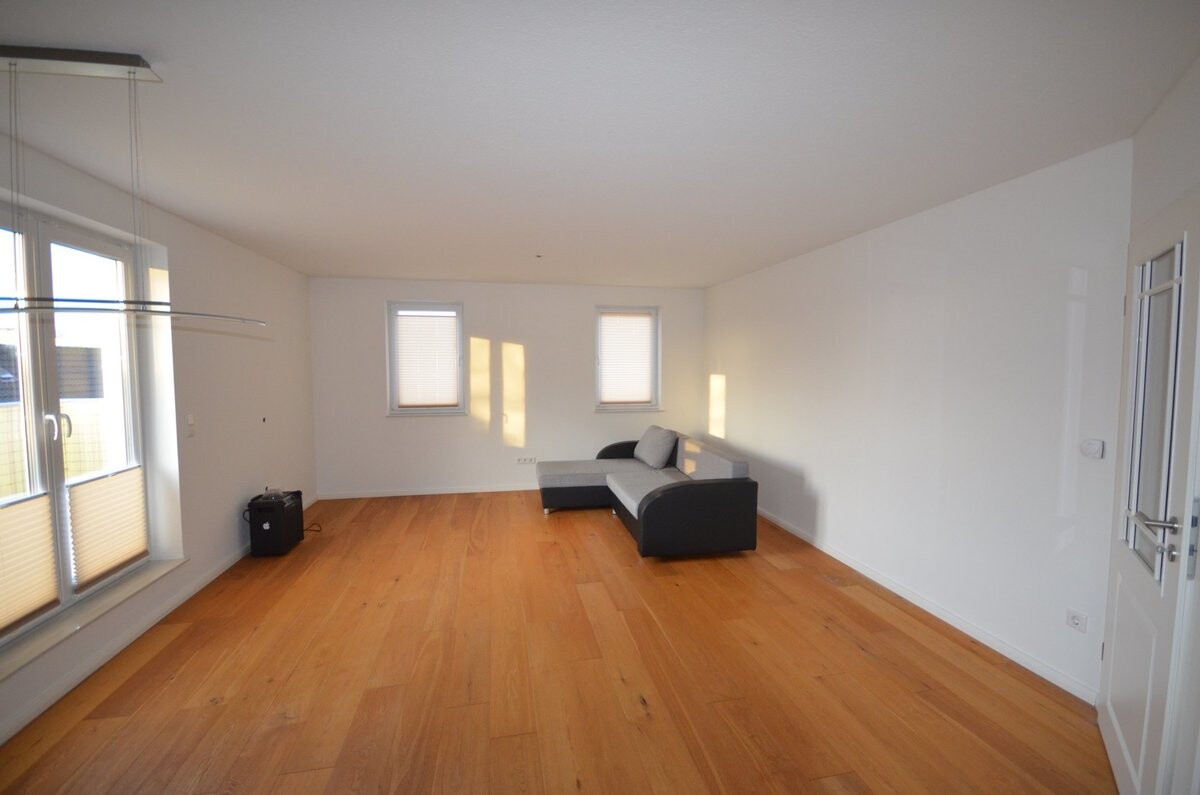 Penthousewohnung mit Einbauküche! - Foto 1