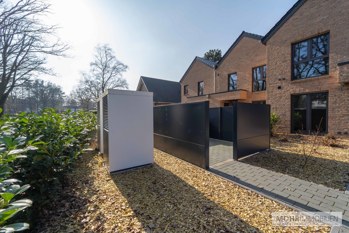 Moderne Ausstattung und viel Platz - Schönes Reihenendhaus in Bümmerstede zur Miete - Photo 1