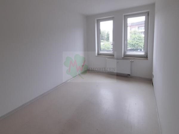 Schlafzimmer mit Fenster