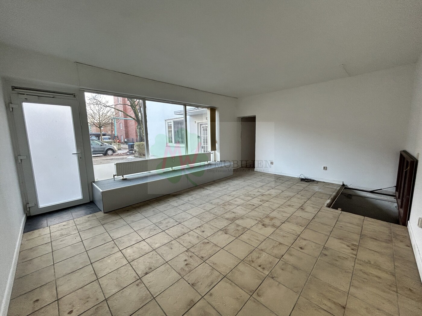 Ladenfläche rechte Ansicht