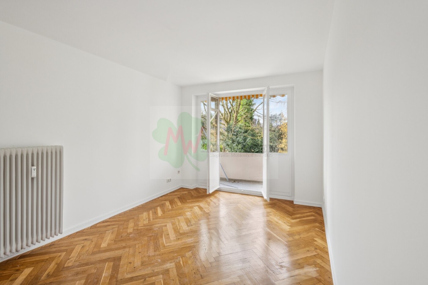 Zimmer mit Loggia (2)