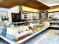 Bäckerei Laden mit Café 