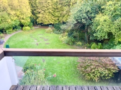 Balkon mit Blick Schwabingere Bach