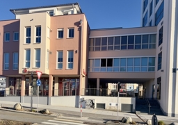 großzügig