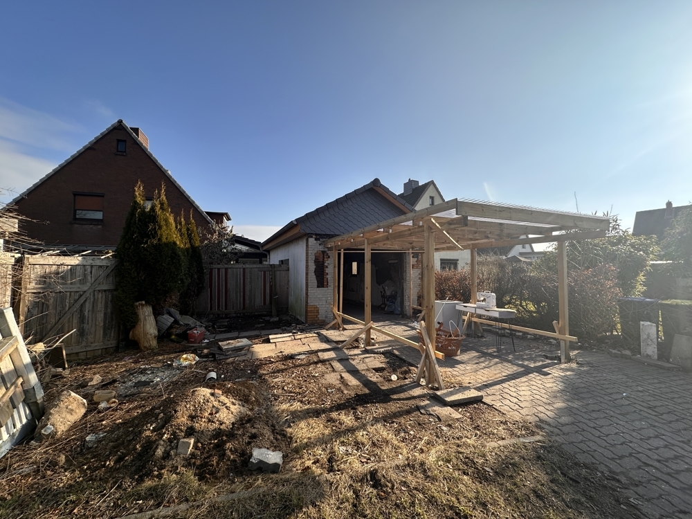 Garage und Carport in BearbeitungMG_5784