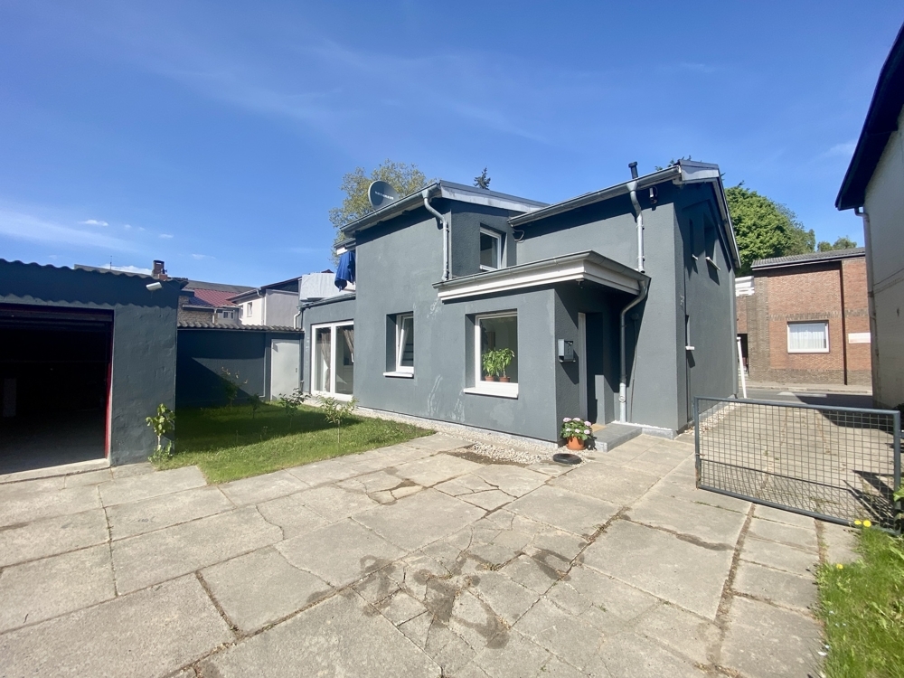 Haus mit Grundstück