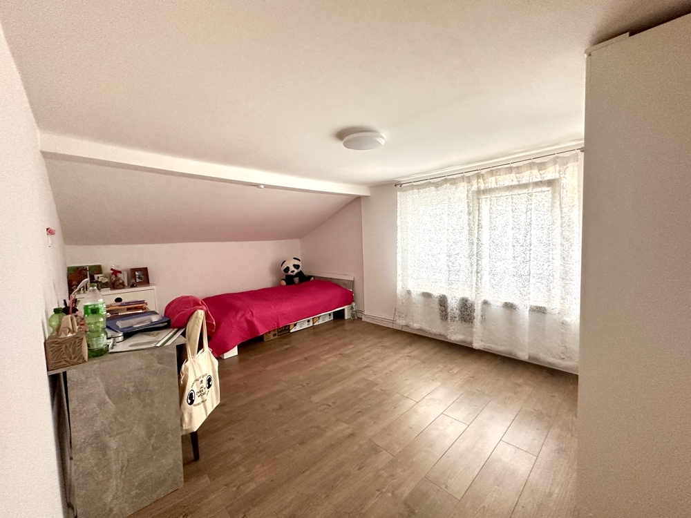 Kinderzimmer im DG