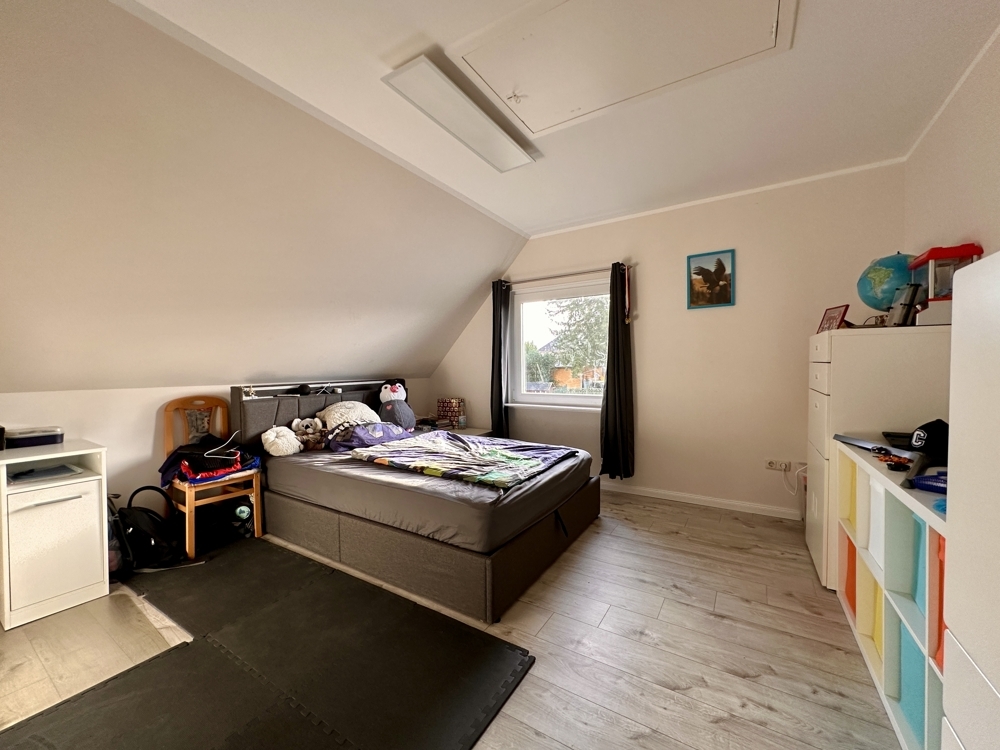 Schlafzimmer 1 im DG