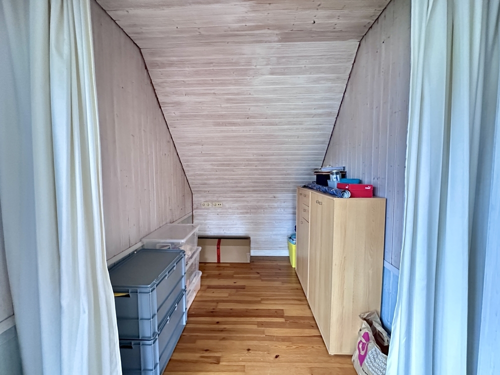 Begehbarer Kleiderschrank
