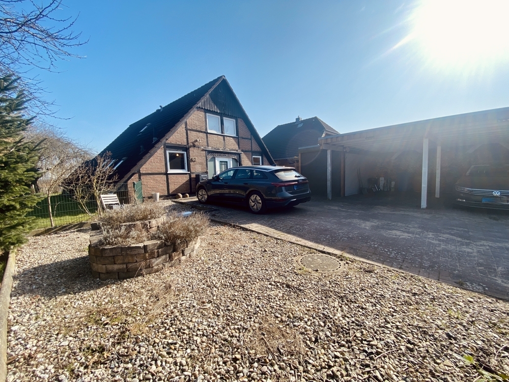 Hofplatz für Auto & Co