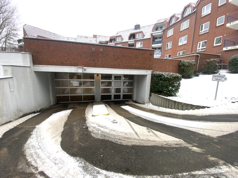 Zufahrt in die Garage