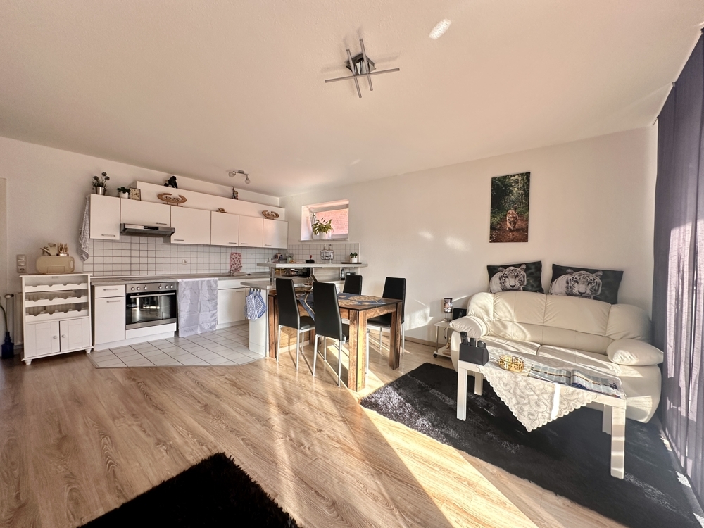 Freundlicher und heller Wohnbereich