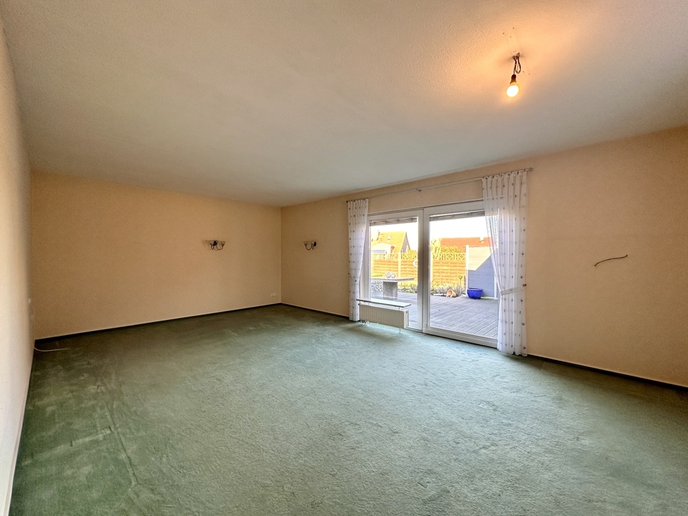 Wohnzimmer mit Terrasse